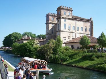 Naviglio Grande, la spiaggia